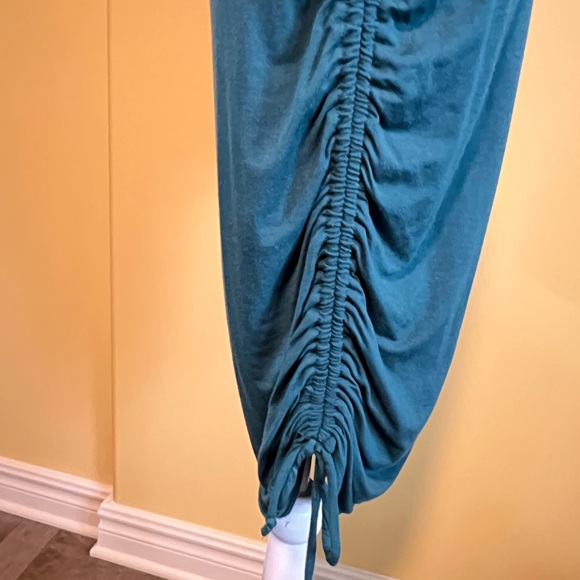 Melrose and Market Dress-M - Picture 6 of 8